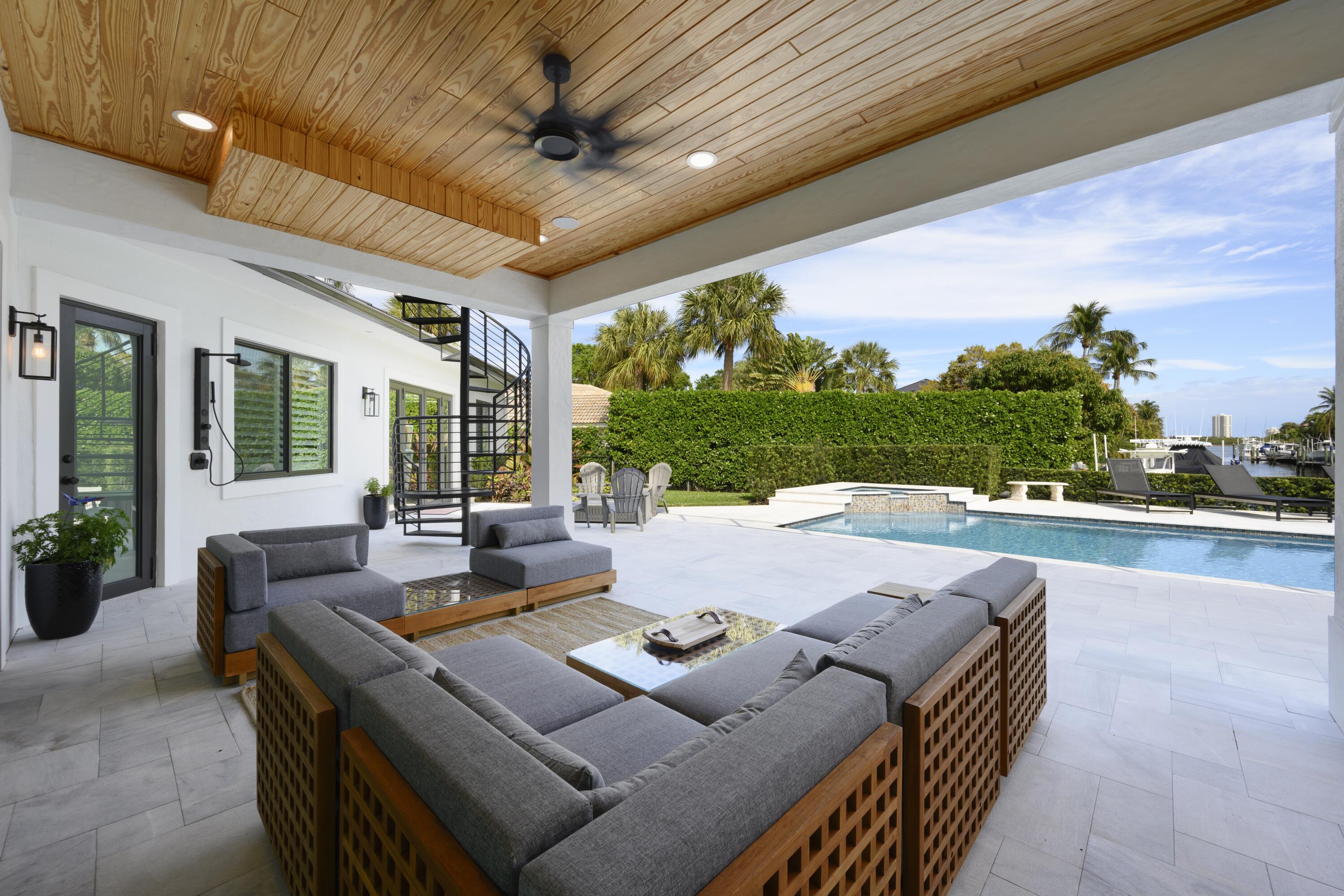 PALM BEACH LAKE WORTH ESTATES 2 - Residential