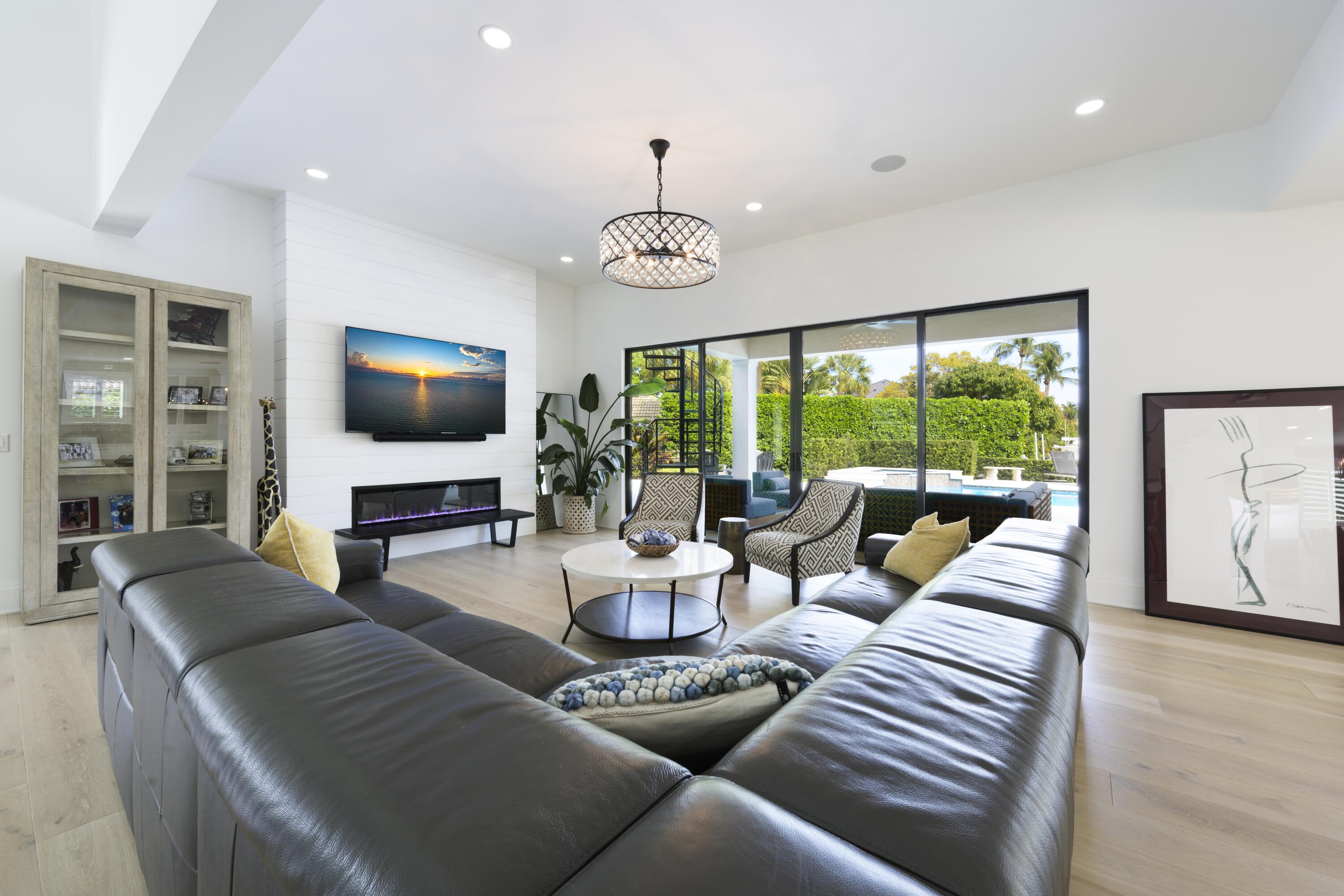 PALM BEACH LAKE WORTH ESTATES 2 - Residential