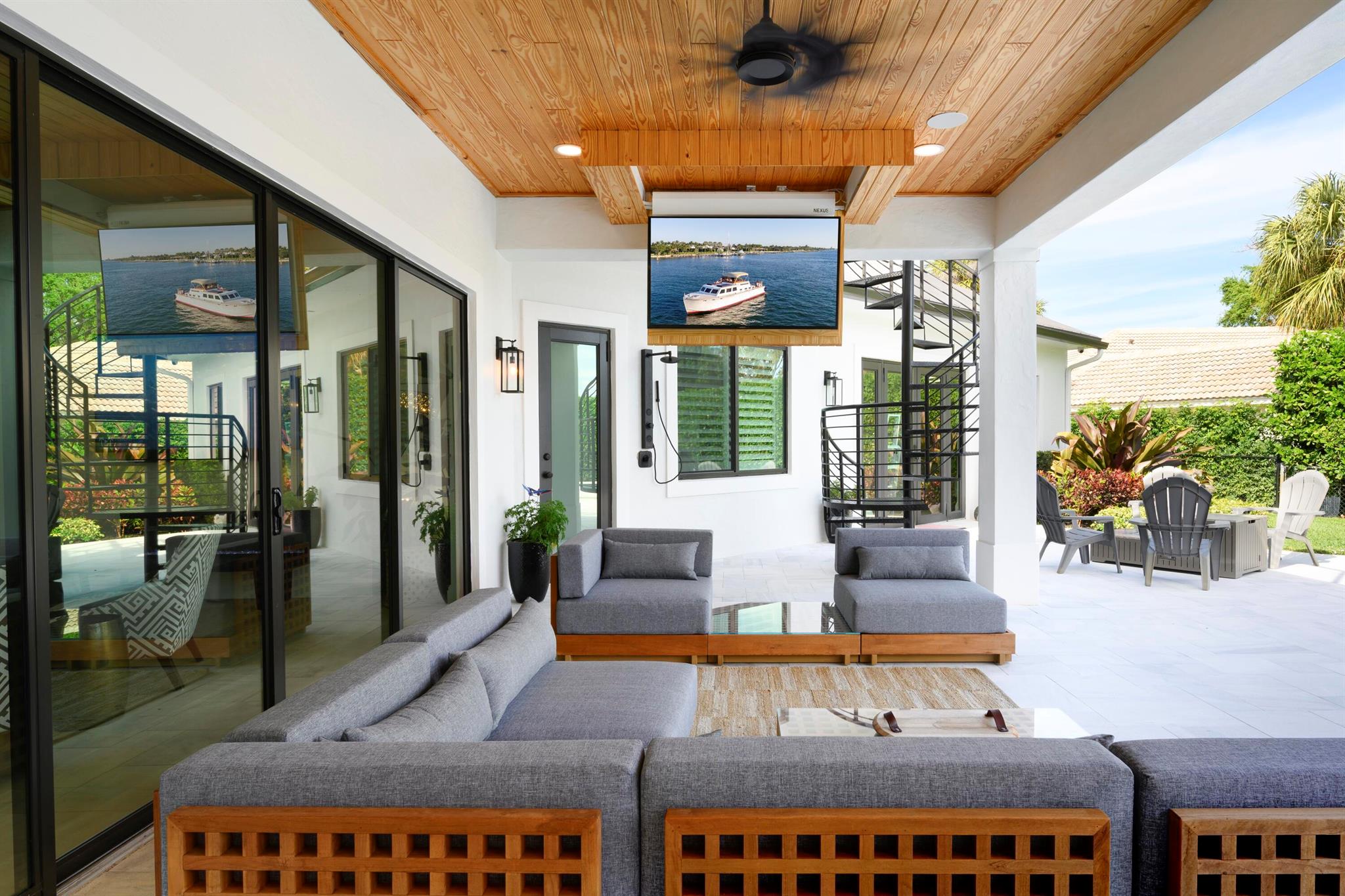 PALM BEACH LAKE WORTH EST - Residential