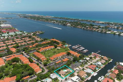 136 Lucina Drive Hypoluxo FL 33462