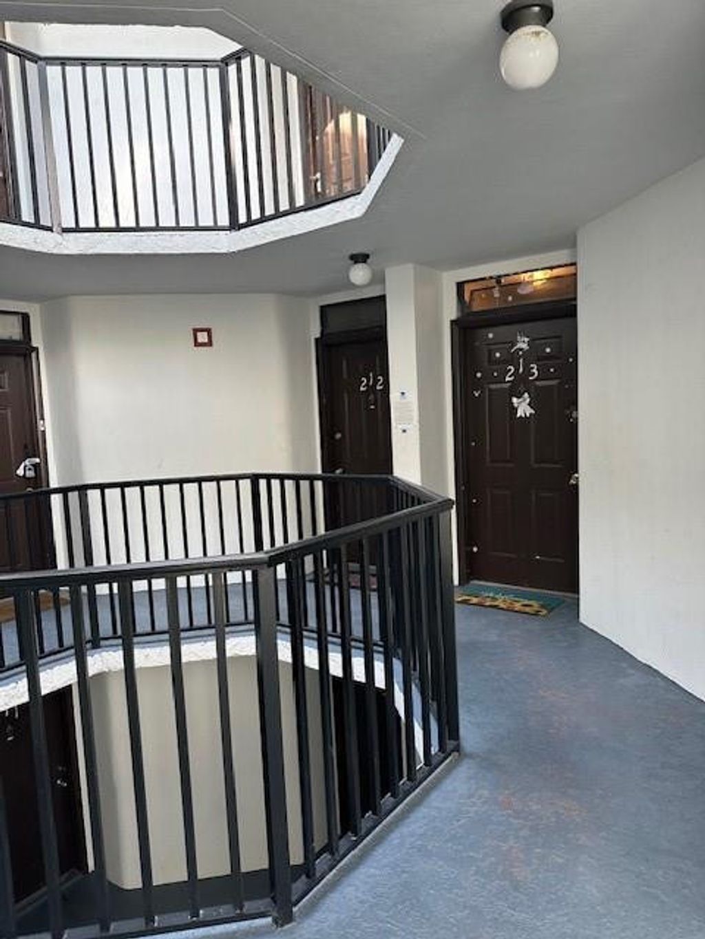 Photo of 212 Lake Pointe Drive #213, Oakland Park, FL 33309 (MLS # F10418478)