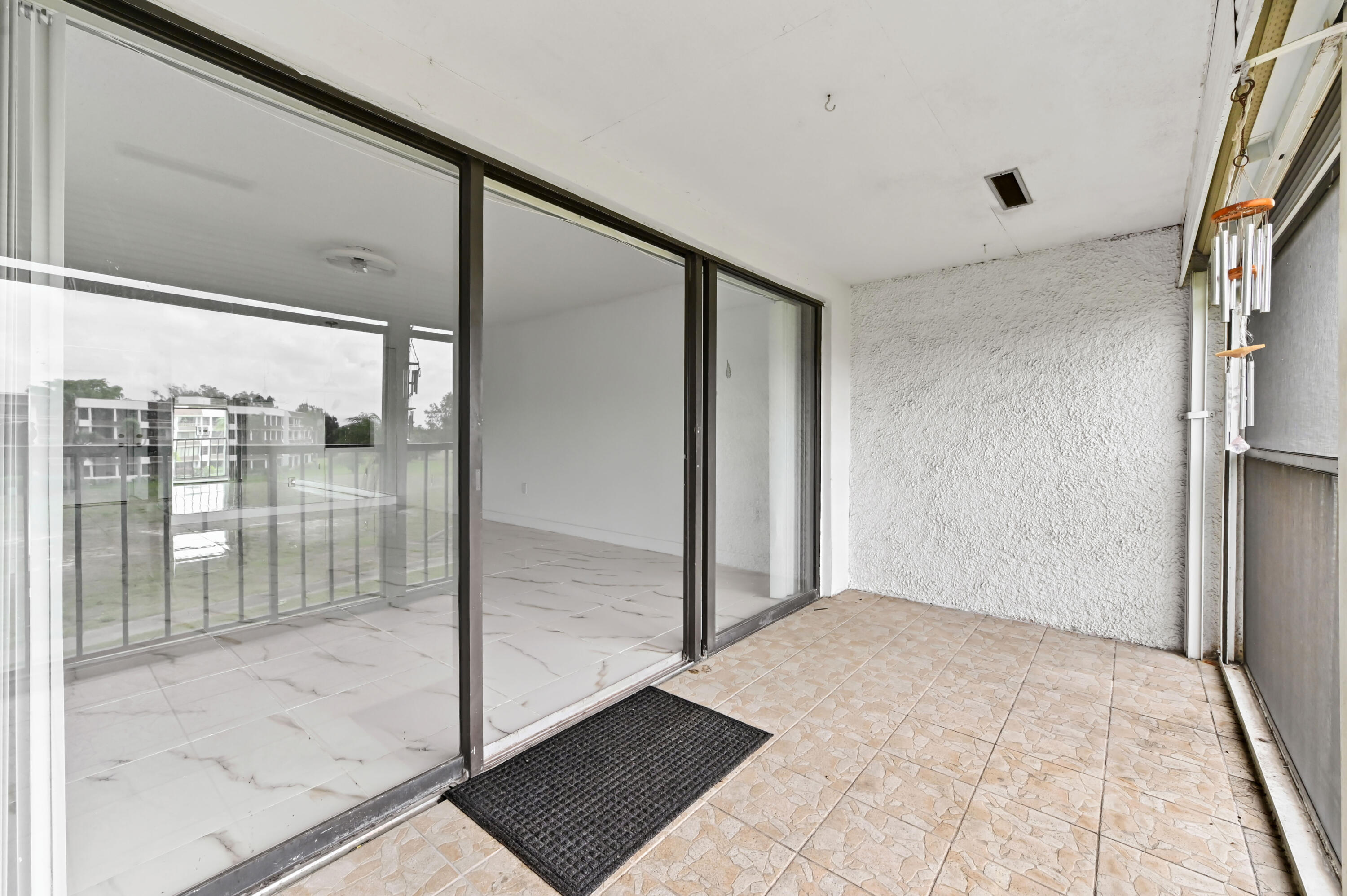 FOUNTAINS OF PALM BEACH - Residential