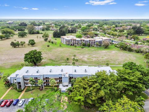 Tiny photo for 4793 Esedra Court #307, Lake Worth, FL 33467 (MLS # B26009837)