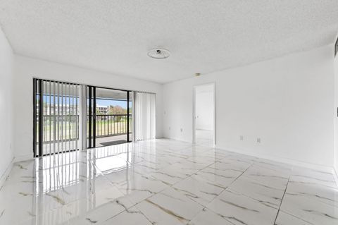 Tiny photo for 4793 Esedra Court #307, Lake Worth, FL 33467 (MLS # B26009837)