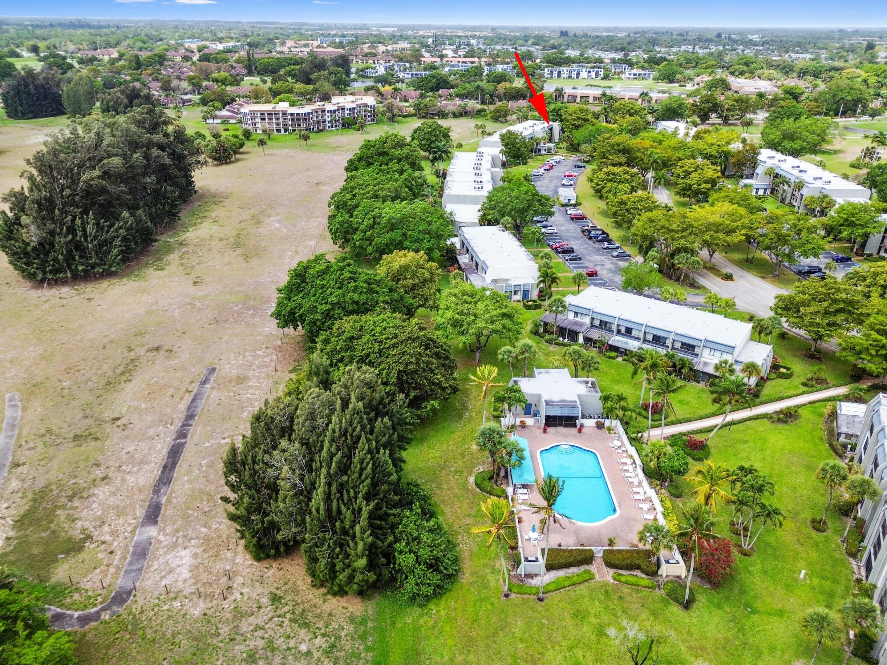 FOUNTAINS OF PALM BEACH - Residential