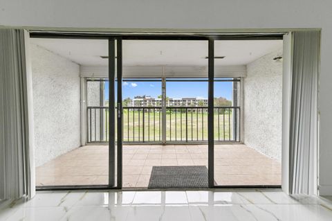 Tiny photo for 4793 Esedra Court #307, Lake Worth, FL 33467 (MLS # B26009837)