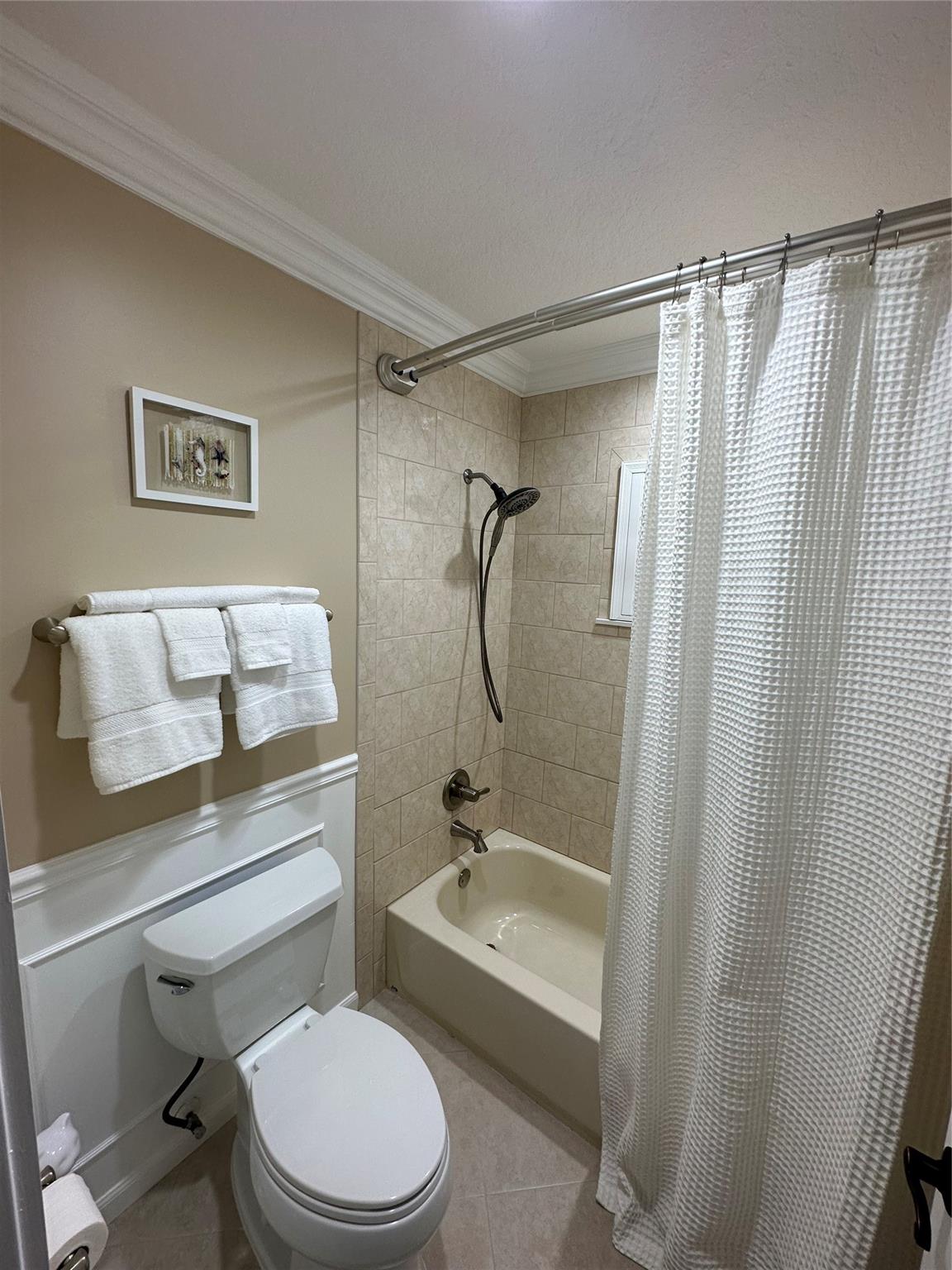 Rolling Hills Golf & Tenn - Residential