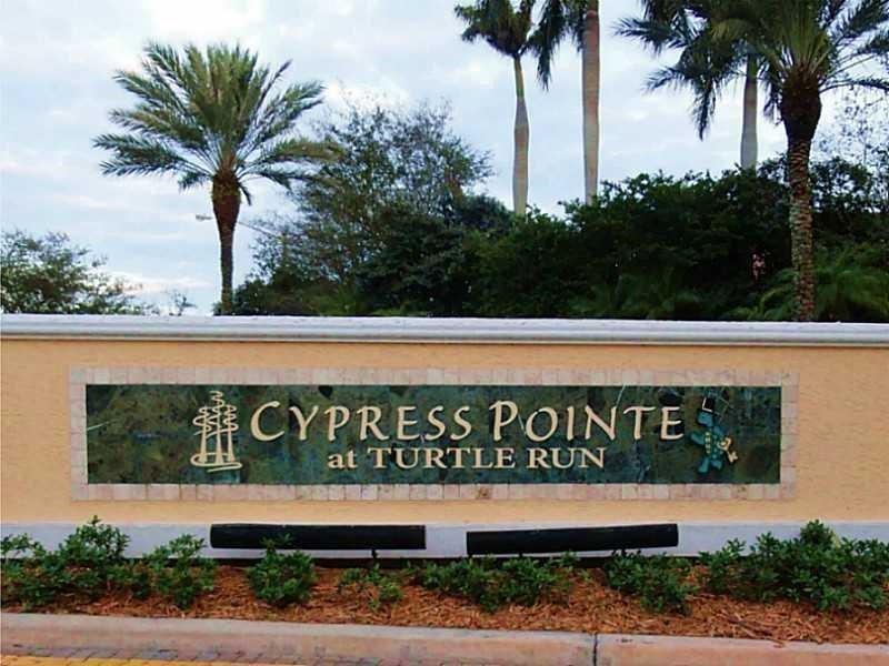 BEAUTIFUL 1/1 GROUND FLOOR, CLEAN AND READY TO MOVE IN, STEPS FROM COMMUNITY POOL. IN THE MOST DESIRED COMMUNITY OF CYPRESS POINTE. TILE FLOOR THROUOUT FULL SIZE WASHER AND DRYER IN UNIT, SCREENED IN PATIO W/STORAGE ROOM. RESORT STYLE COMMUNITY OFFERS GREAT AMENITIES LIKE GYM, TENNIS, BASKETBALL, LARGE POOL W/SPA, CLUBHOUSE AND MUCH MORE...CLOSE TO MAJOR HWY, SHOPS AND RESTAURANTS ...ONLY 5 MINUTES TO FLORIDA TURNPIKE ***ASSOCIATION REQUIRE MIN 680 CREDIT SCORE***