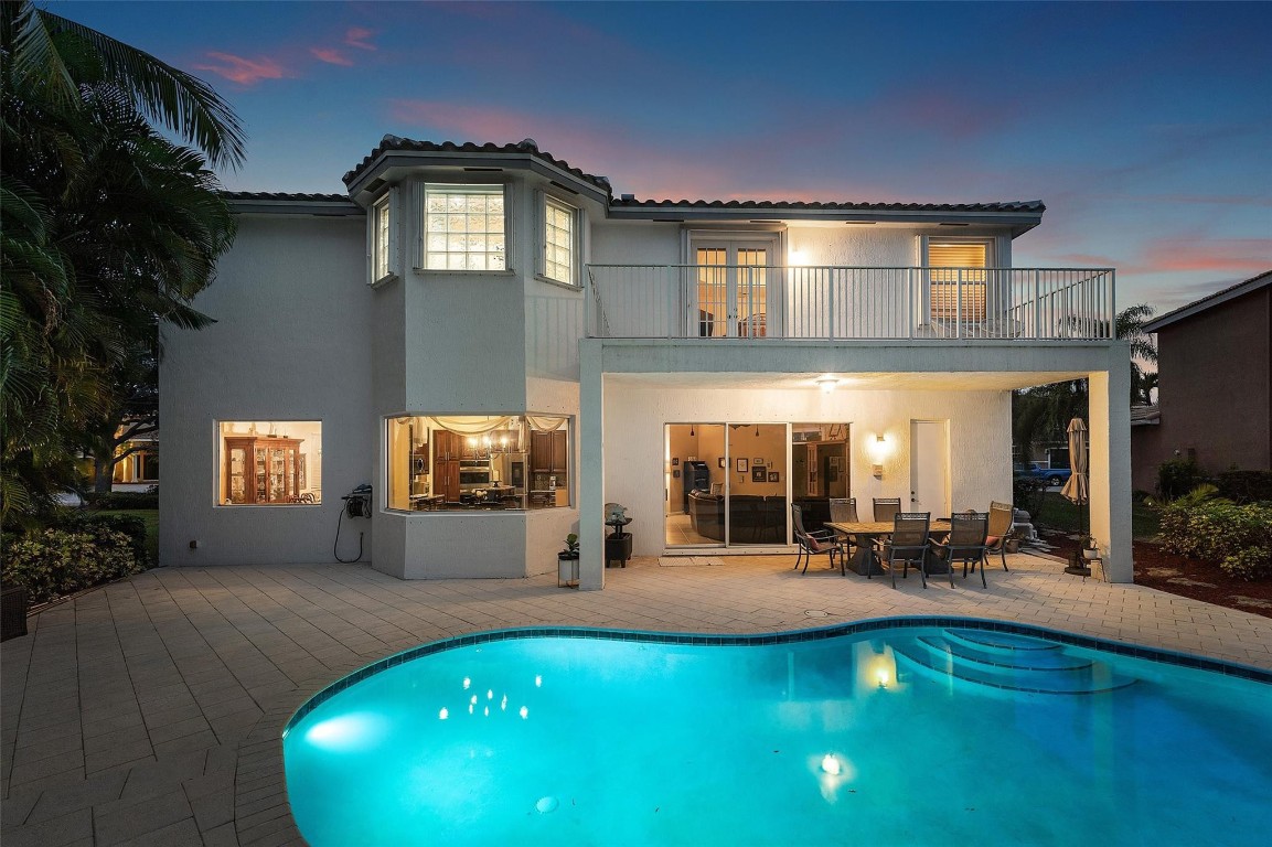 WYNDHAM LAKES CENTRAL - Residential