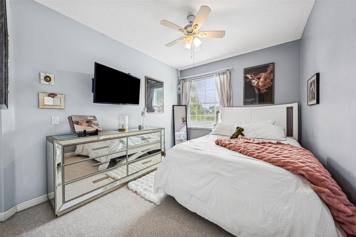 WYNDHAM LAKES CENTRAL - Residential