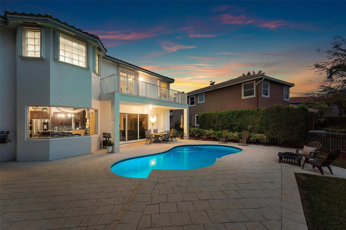 WYNDHAM LAKES CENTRAL - Residential