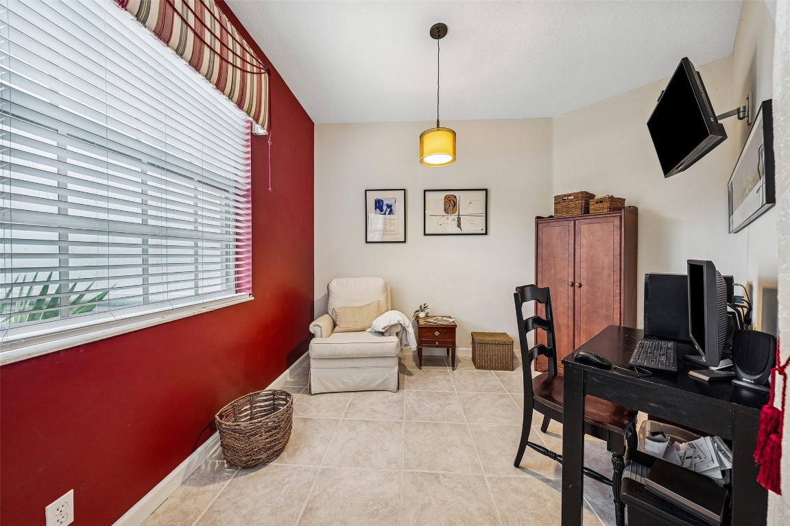 WYNDHAM LAKES CENTRAL - Residential