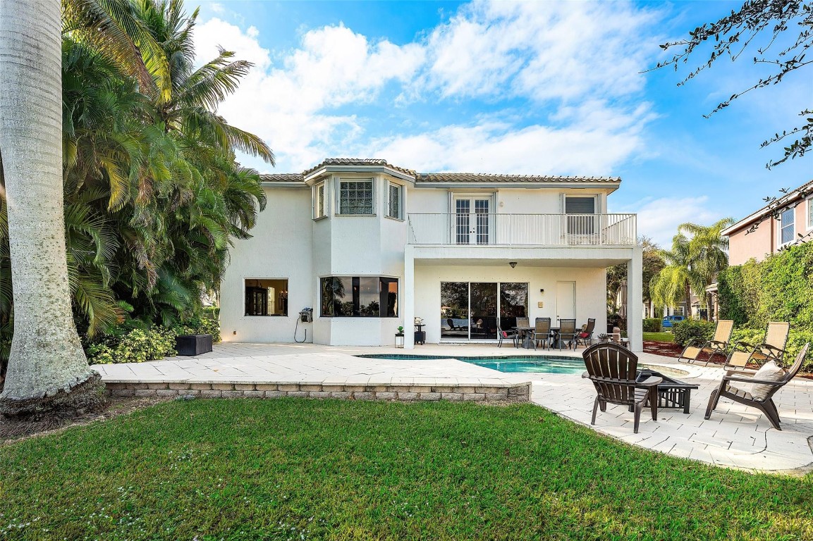 WYNDHAM LAKES CENTRAL - Residential