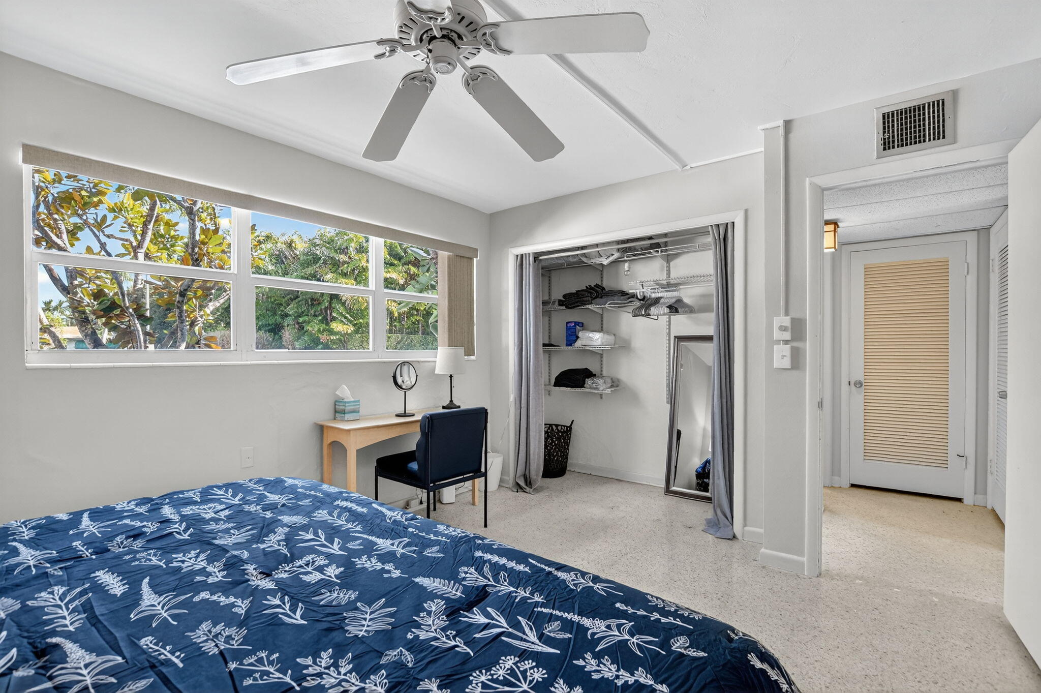 BALMORAL CONDO 9 - Residential Lease