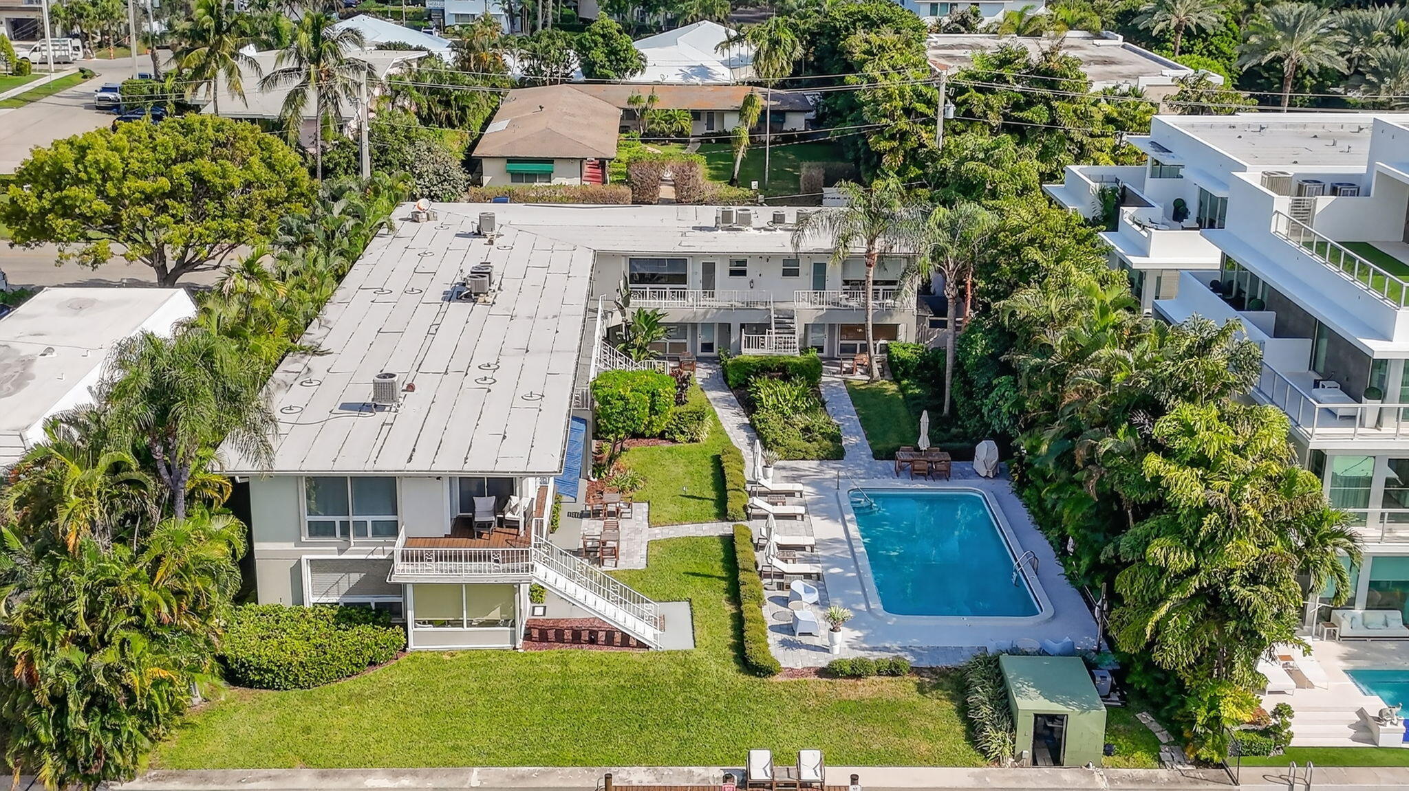 BALMORAL CONDO 9 - Residential Lease