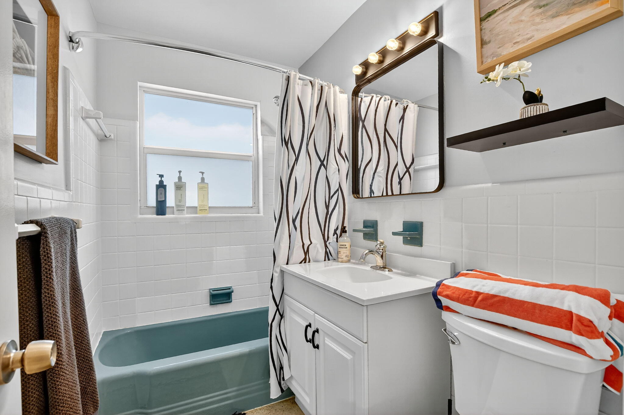 BALMORAL CONDO 9 - Residential Lease