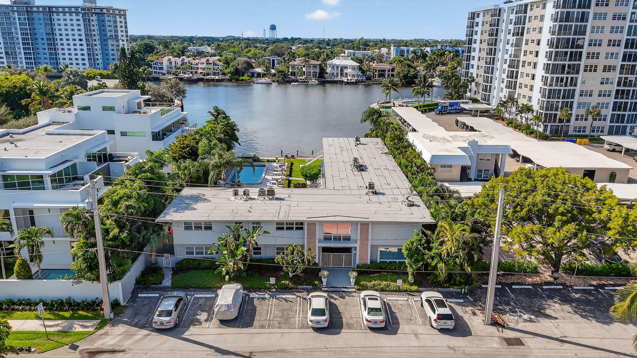 BALMORAL CONDO 9 - Residential Lease