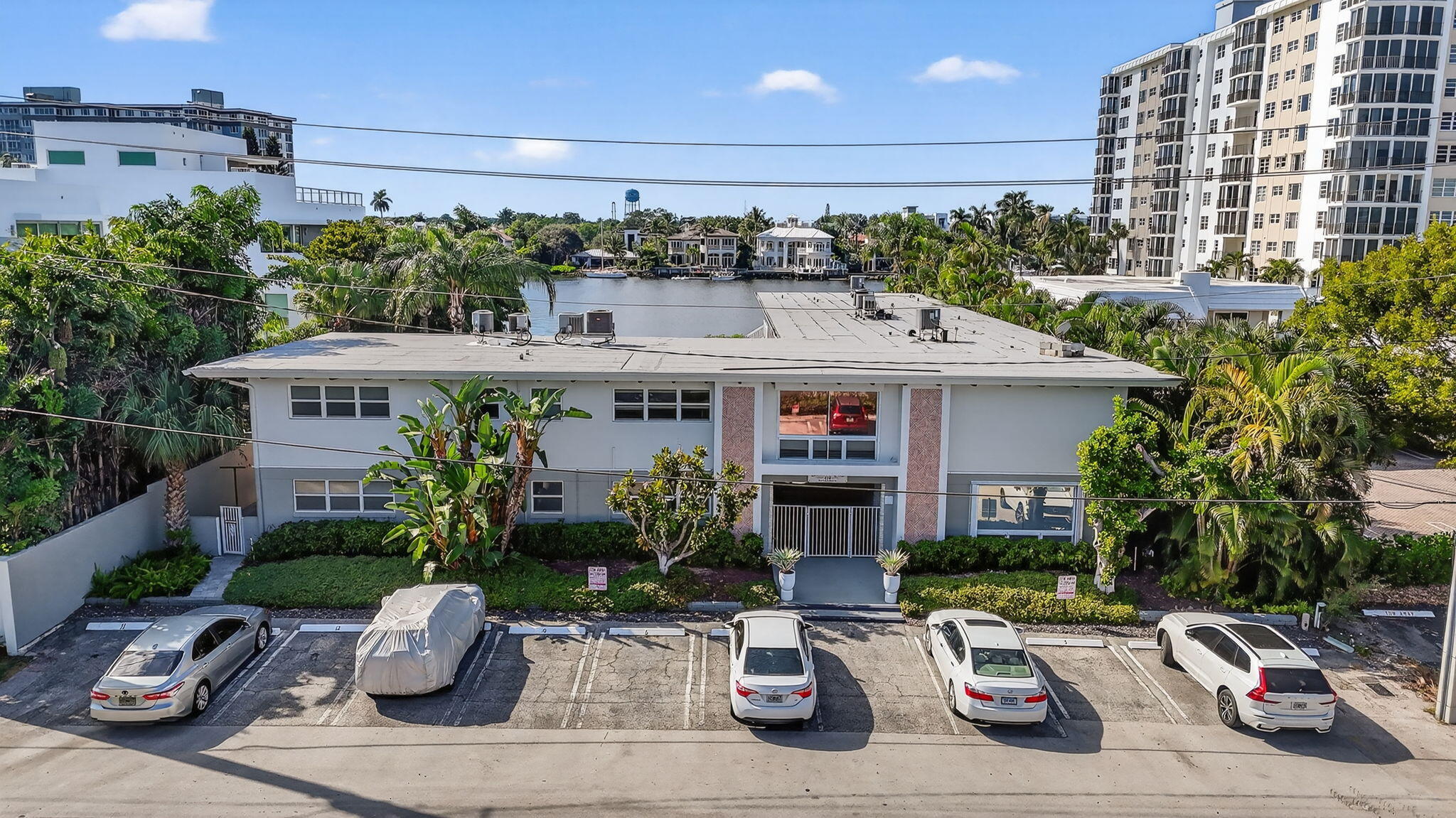 BALMORAL CONDO 9 - Residential Lease