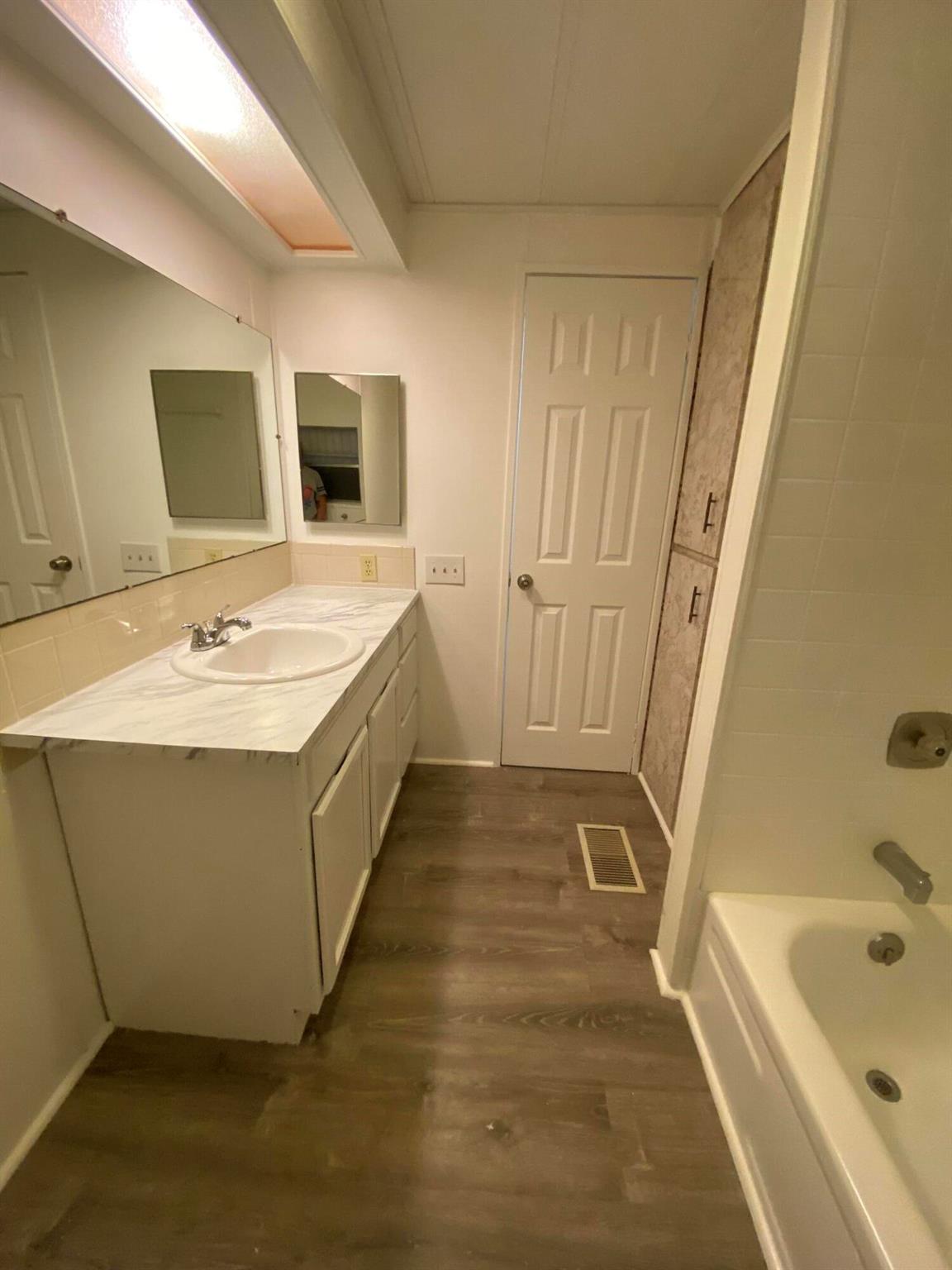 Maralago Cay Mobile Home - Residential