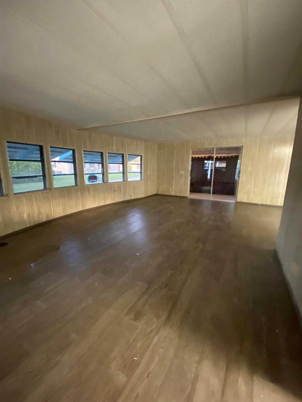 Maralago Cay Mobile Home - Residential