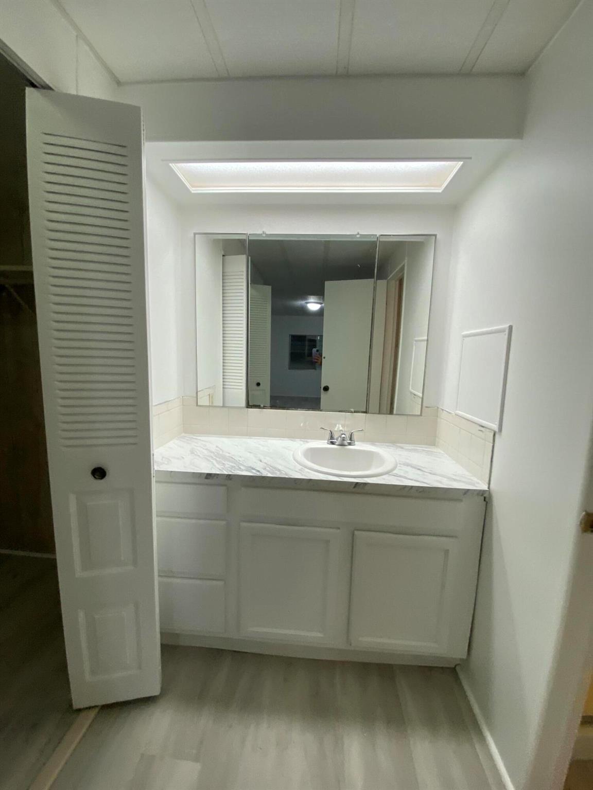 Maralago Cay Mobile Home - Residential