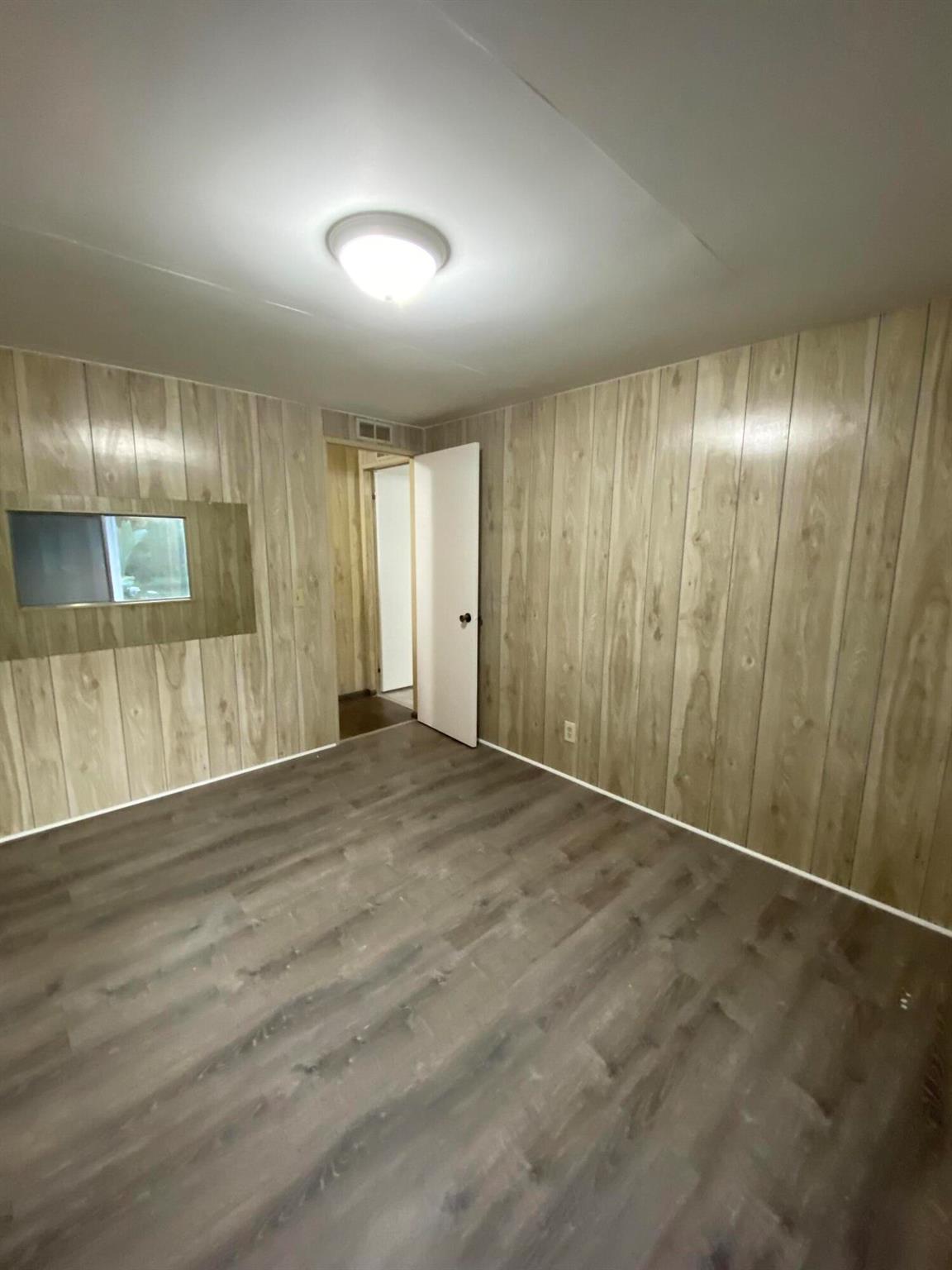 Maralago Cay Mobile Home - Residential