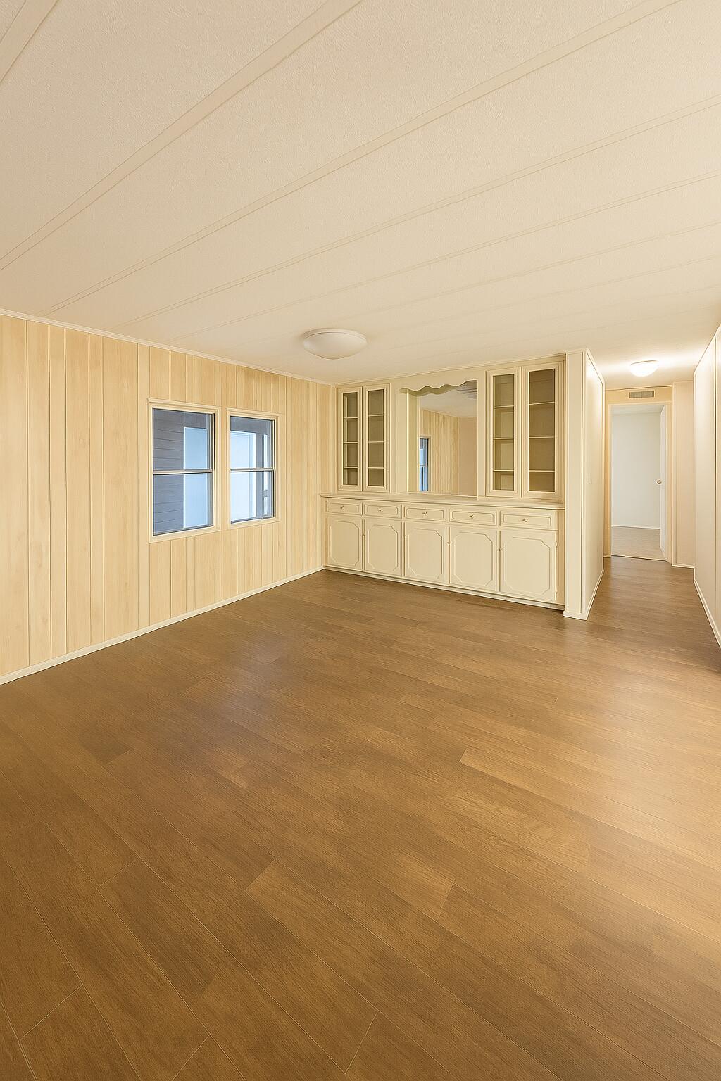 Maralago Cay Mobile Home - Residential