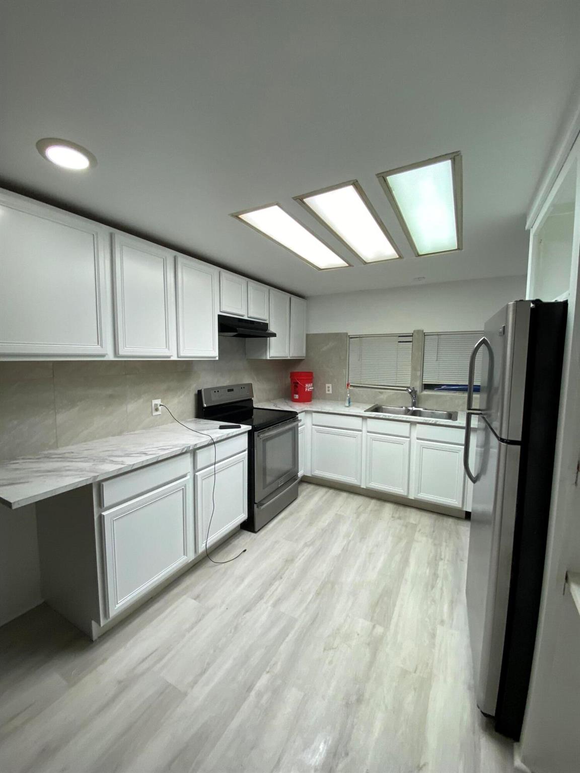 Maralago Cay Mobile Home - Residential