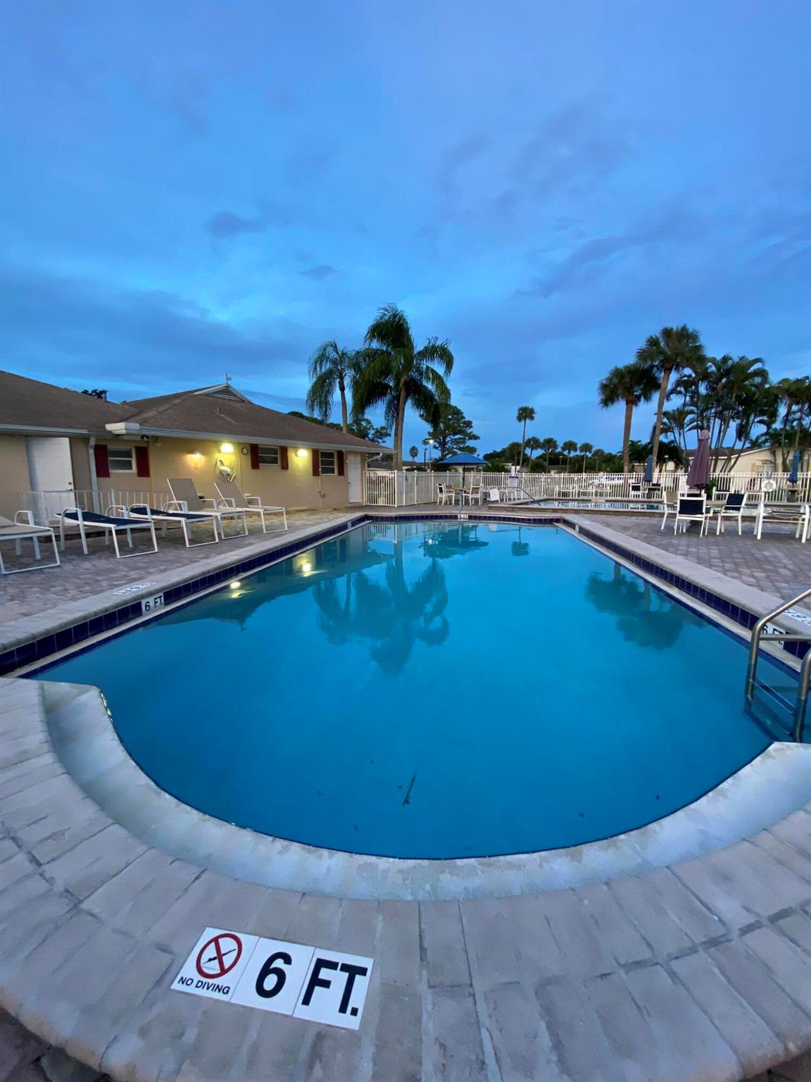 Maralago Cay Mobile Home - Residential