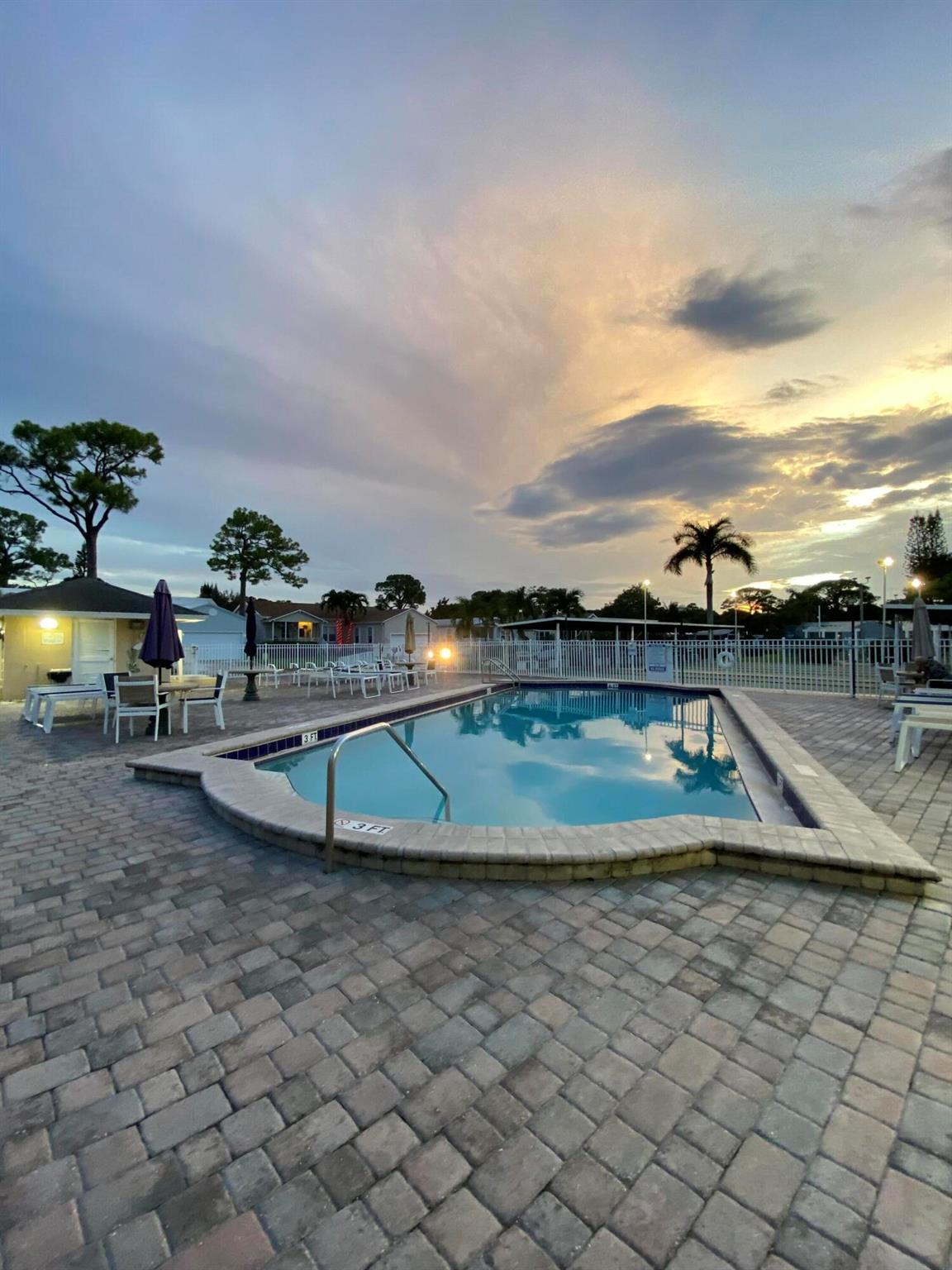 Maralago Cay Mobile Home - Residential