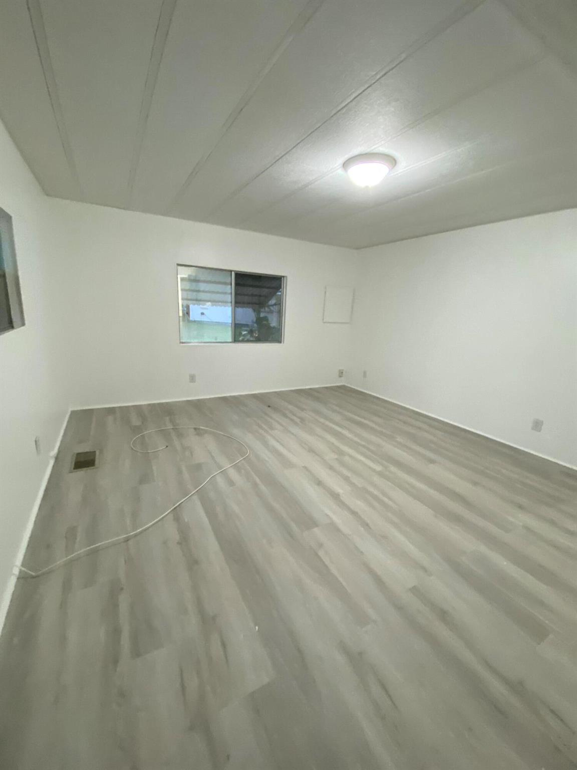 Maralago Cay Mobile Home - Residential