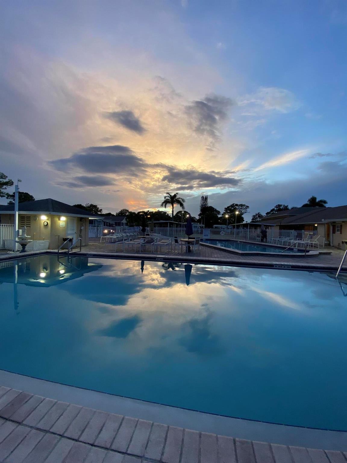 Maralago Cay Mobile Home - Residential