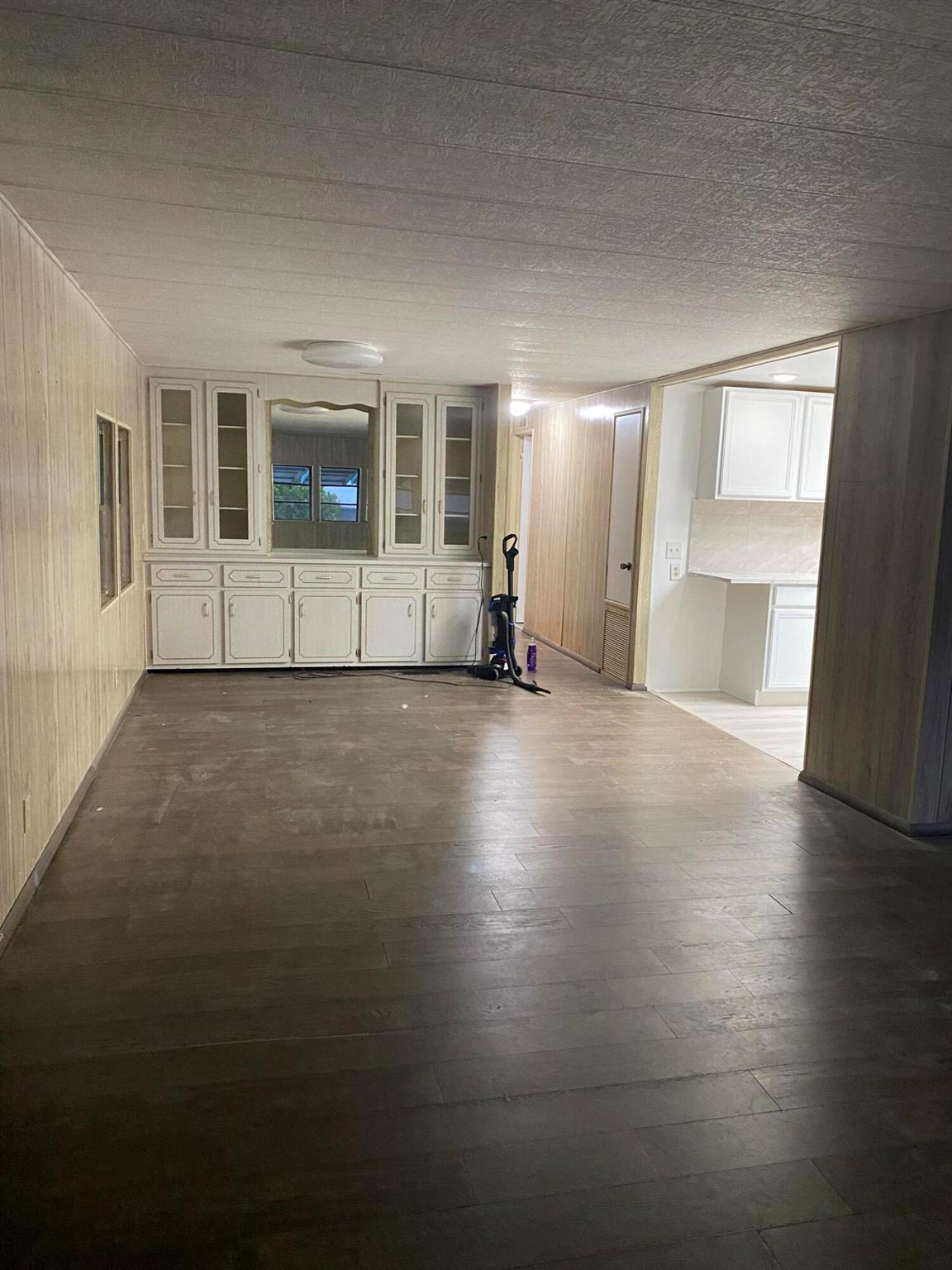 Maralago Cay Mobile Home - Residential