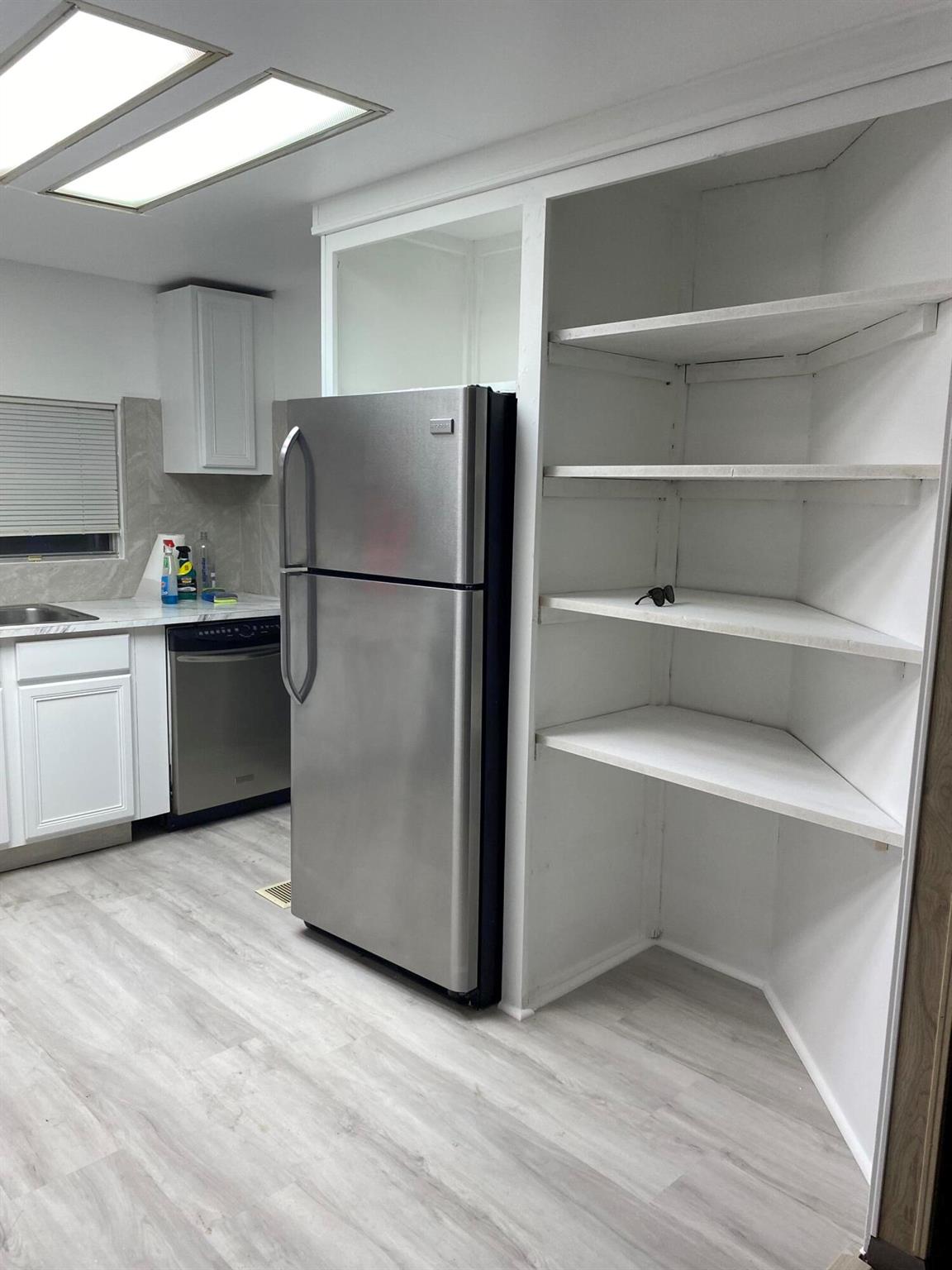 Maralago Cay Mobile Home - Residential