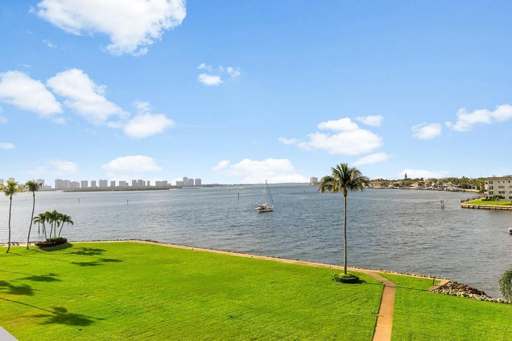 Photo of 115 Lakeshore Drive #448, North Palm Beach, FL 33408 (MLS # B26002601)