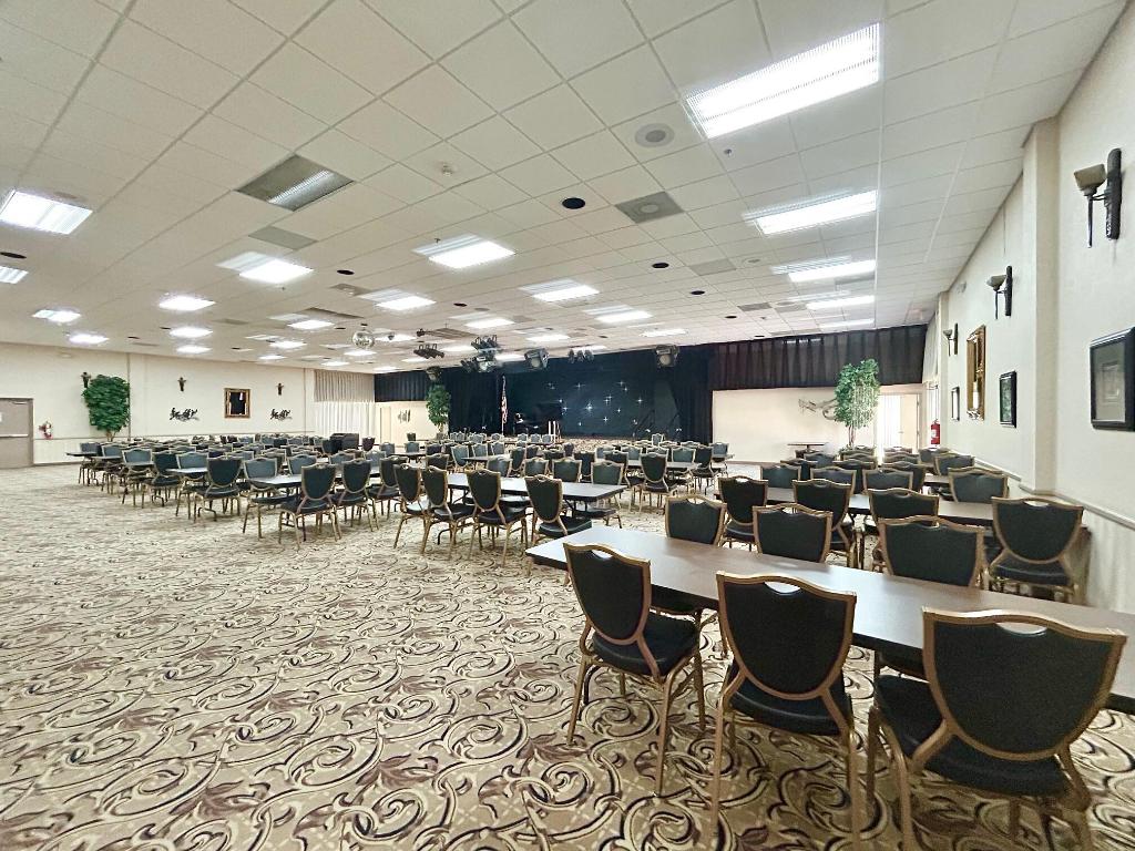 FAIRWAY CLUB CONDO - Residential Lease