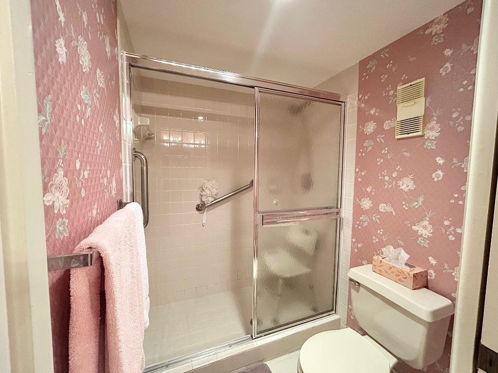 FAIRWAY CLUB CONDO - Residential Lease