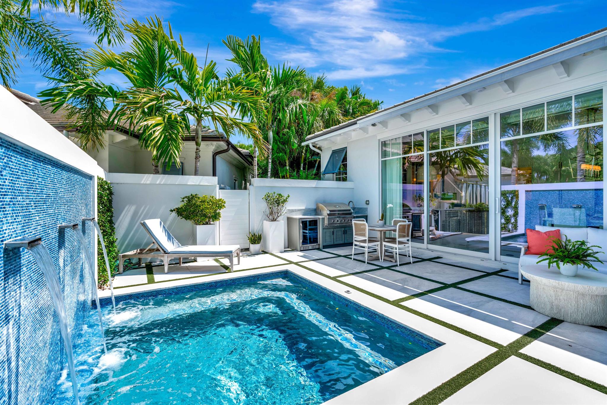 THE LOXAHATCHEE CLUB - Residential