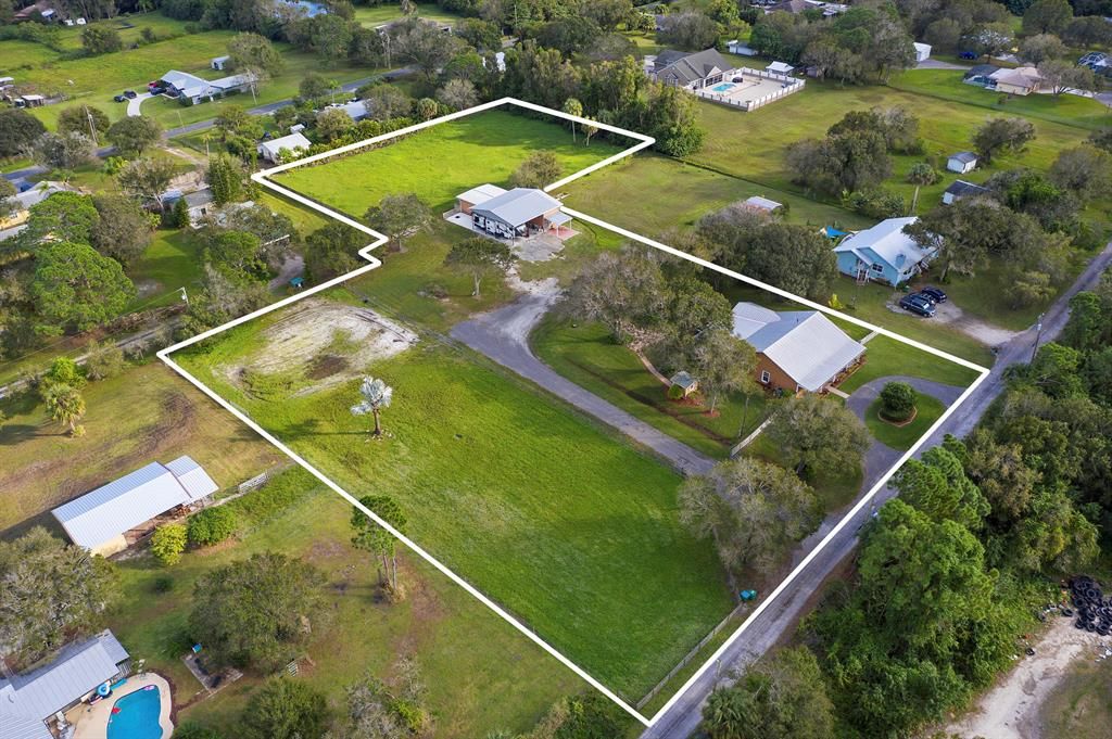 Photo of 6381 Peterson Road, Fort Pierce, FL 34947 (MLS # R10703020)