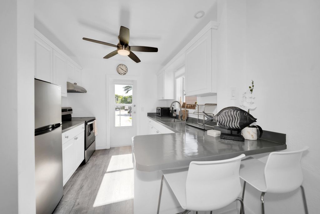 Photo of 2317 N Ocean Boulevard, Fort Lauderdale, FL 33305 (MLS # B26020842)