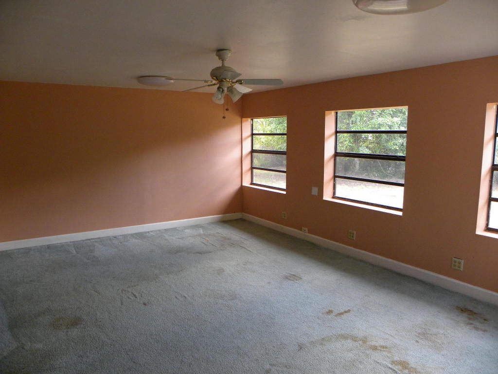 LOXAHATCHEE GROVES - Residential