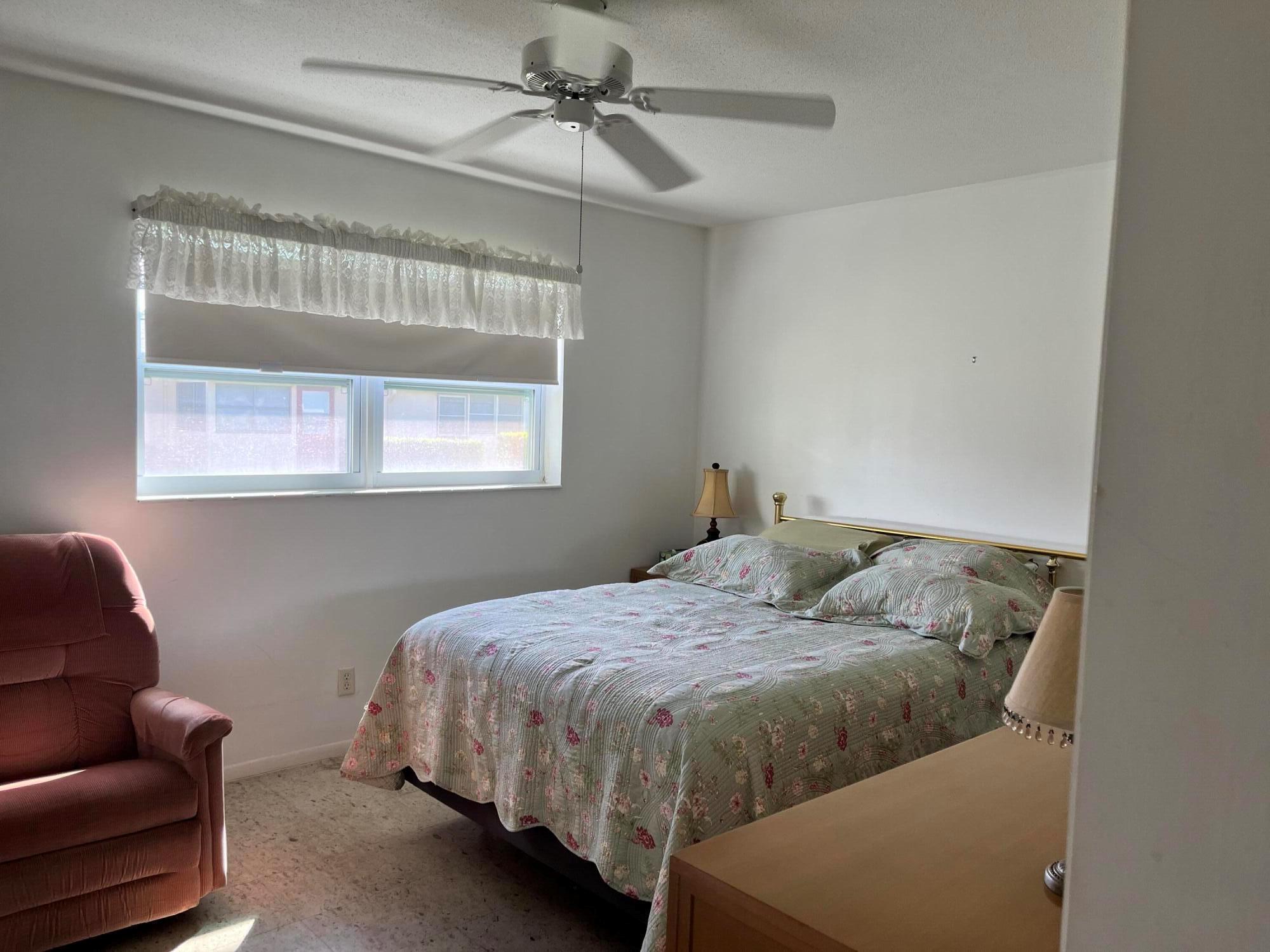 CRESTHAVEN VILLAS CONDO 1 - Residential Lease