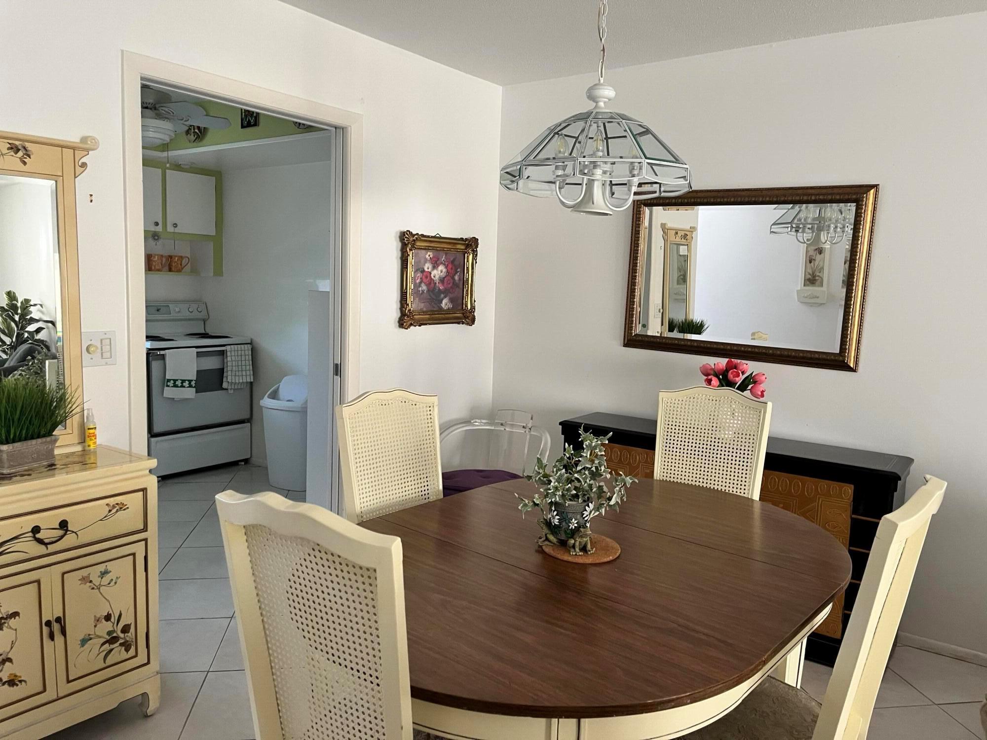 CRESTHAVEN VILLAS CONDO 1 - Residential Lease