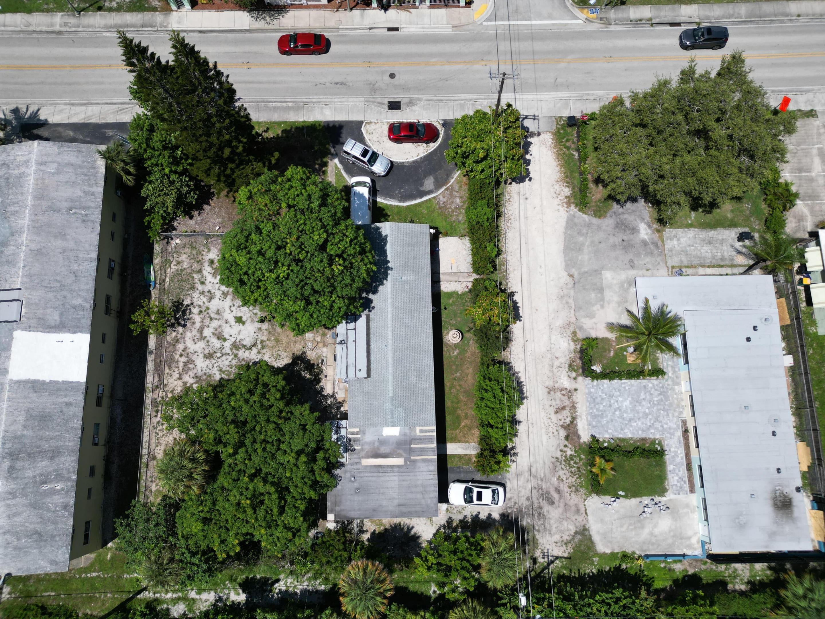 sidewalk,None - Residential Income