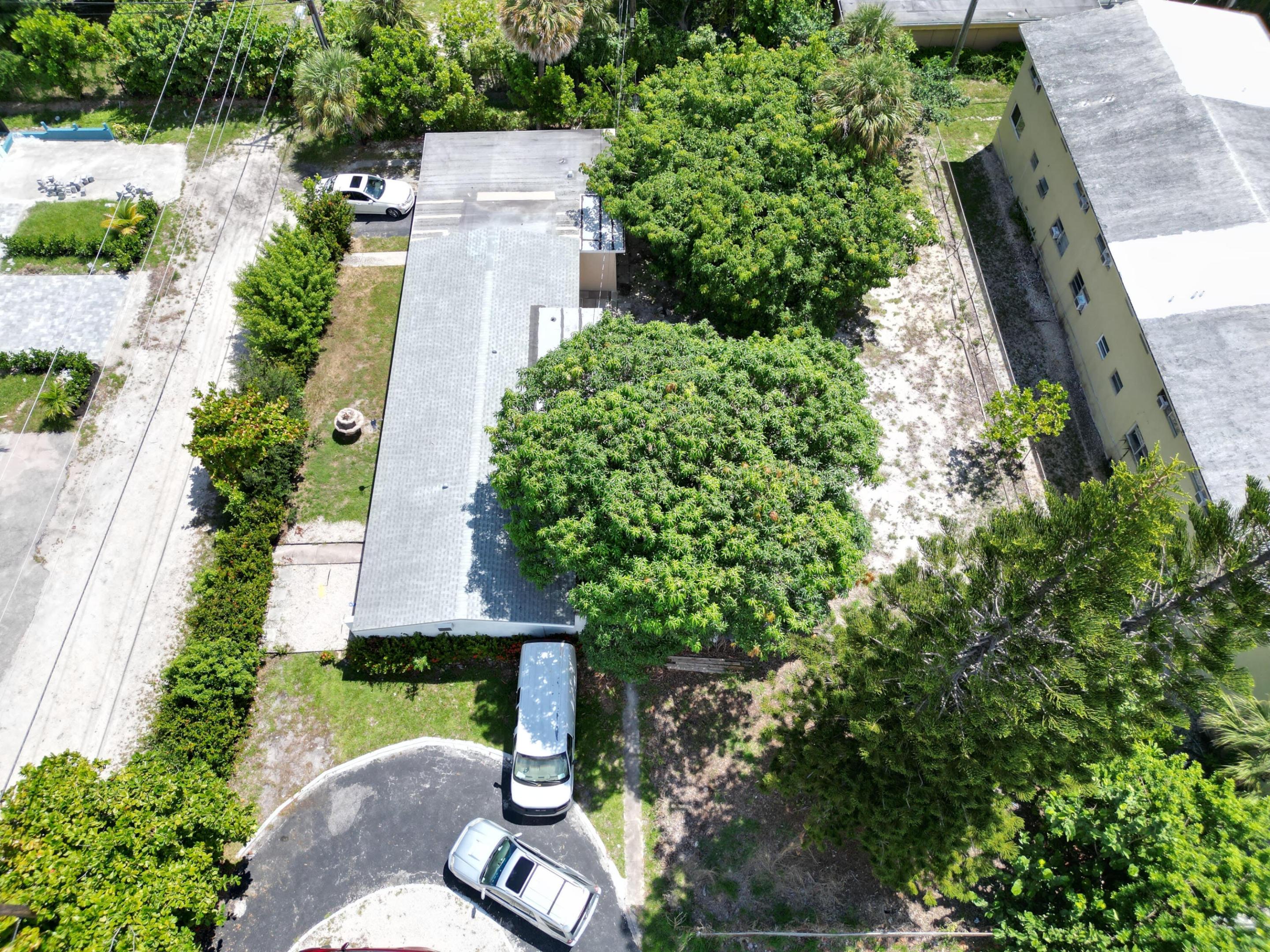 sidewalk,None - Residential Income