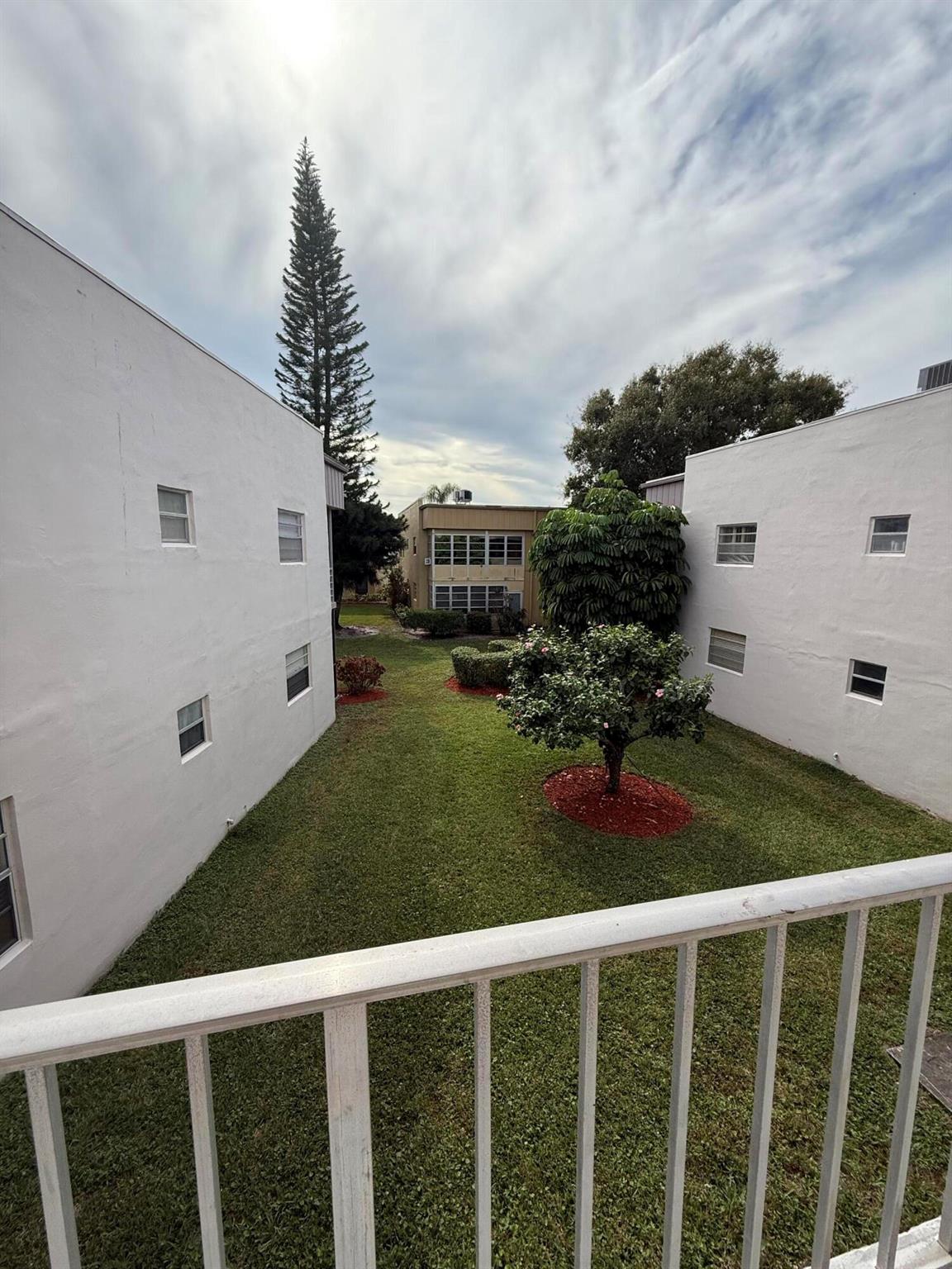 KINGS POINT CAPRI A THRU - Residential