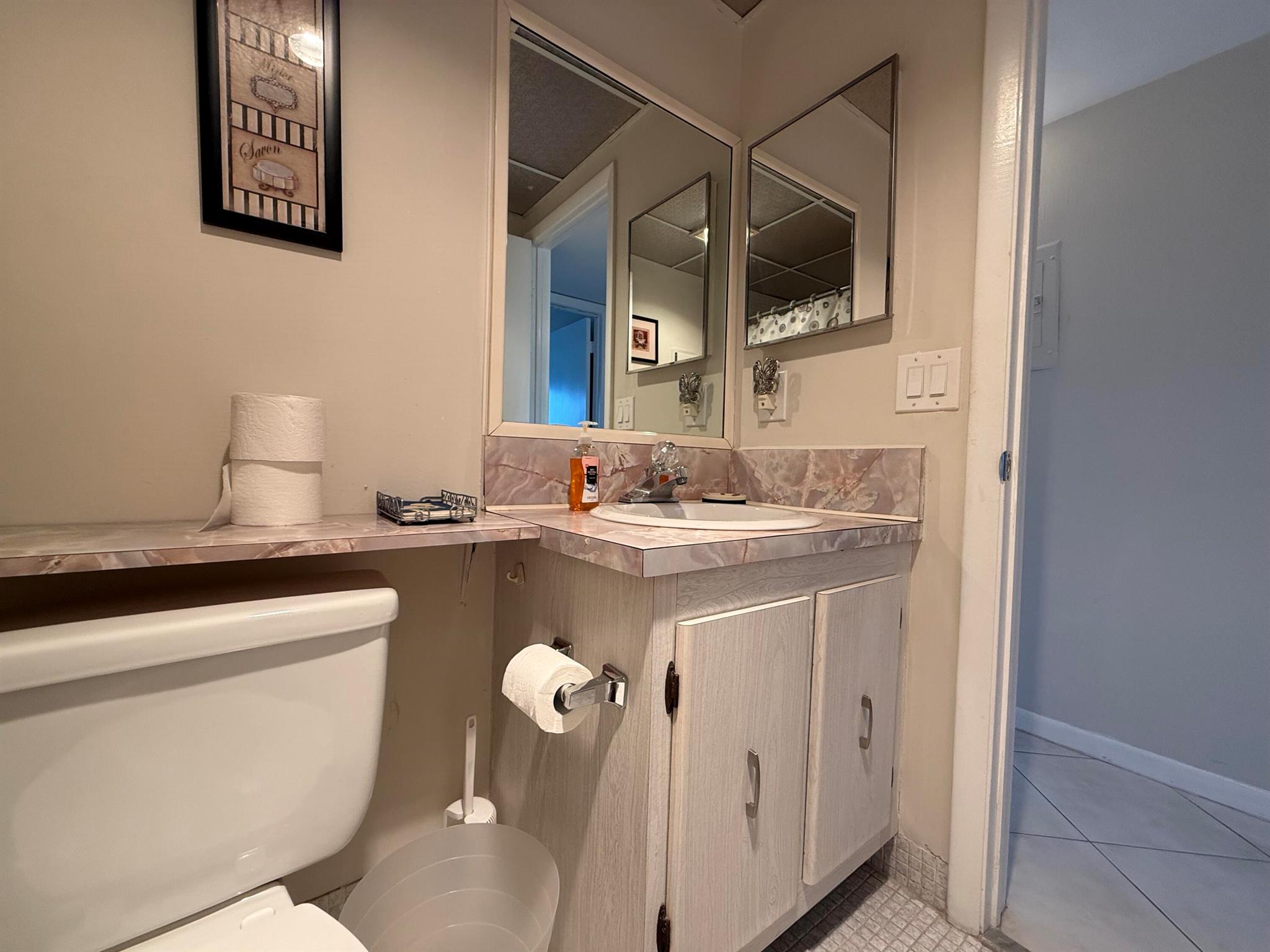 KINGS POINT CAPRI A THRU - Residential