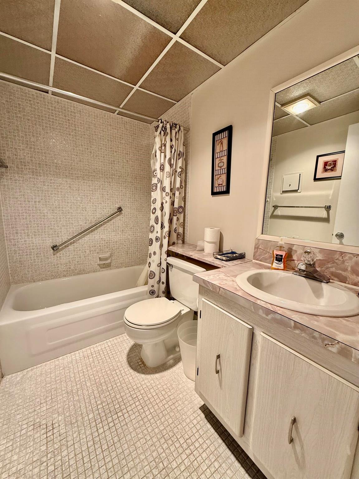 KINGS POINT CAPRI A THRU - Residential