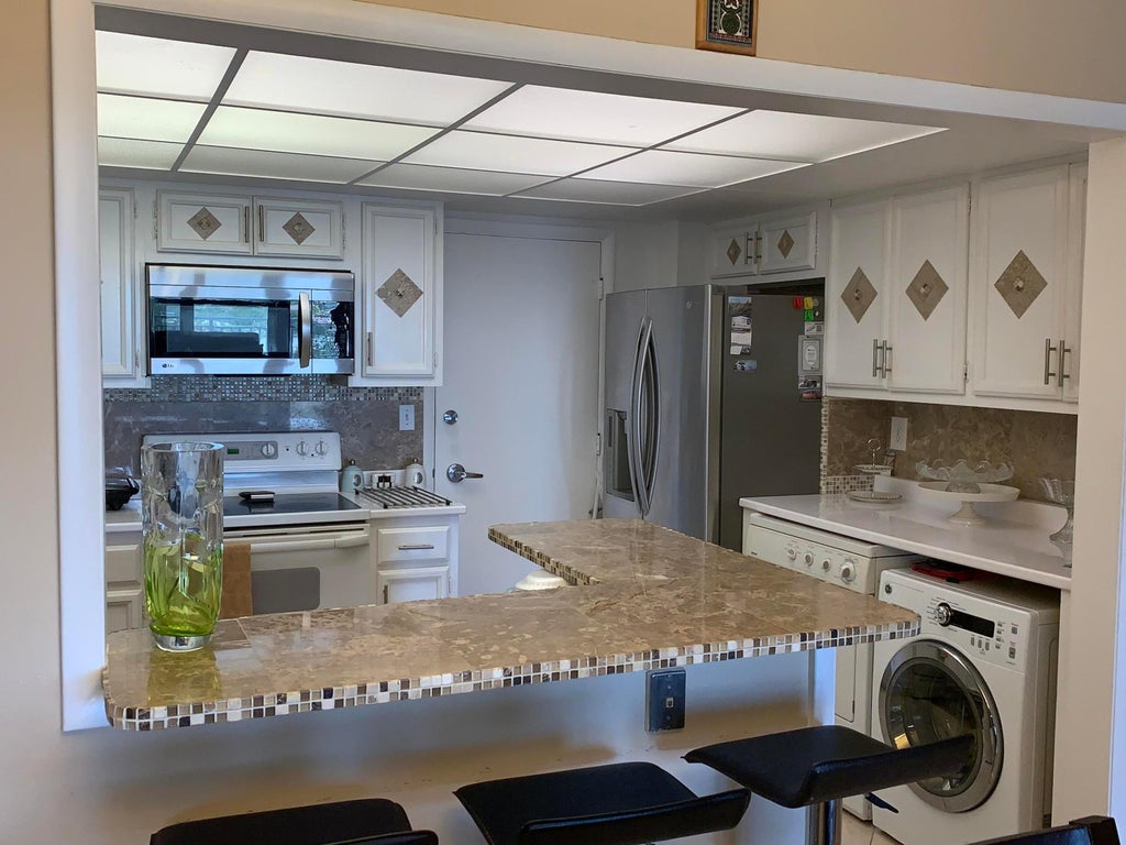 Photo of 3750 Galt Ocean Drive #1108, Fort Lauderdale, FL 33308 (MLS # B26064555)