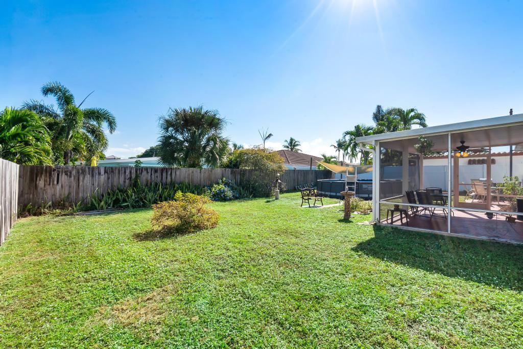 DEERFIELD BEACH ESTATES - Residential